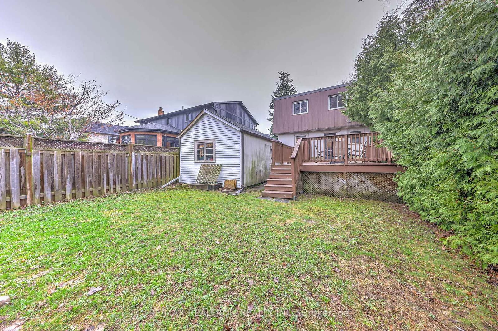 188 Maplehurst Avenue thumbnail 45