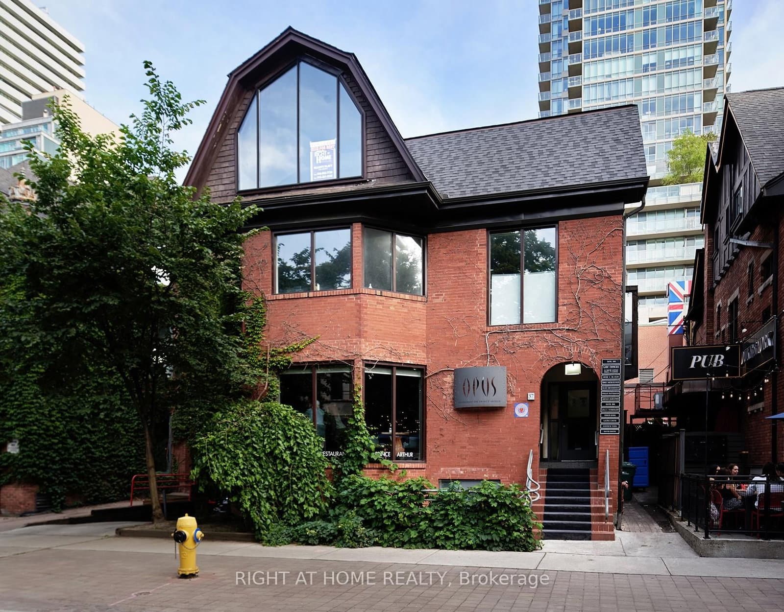 37 Prince Arthur Avenue, Unit 3rd Floor - Image 1
