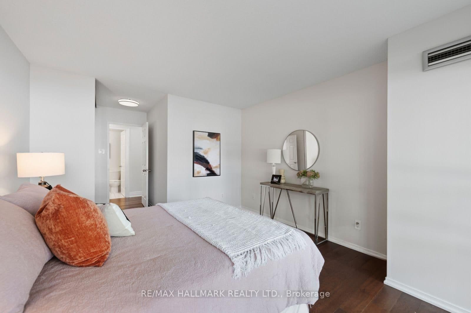 18 Lower Village Gate, Unit 108 thumbnail 31