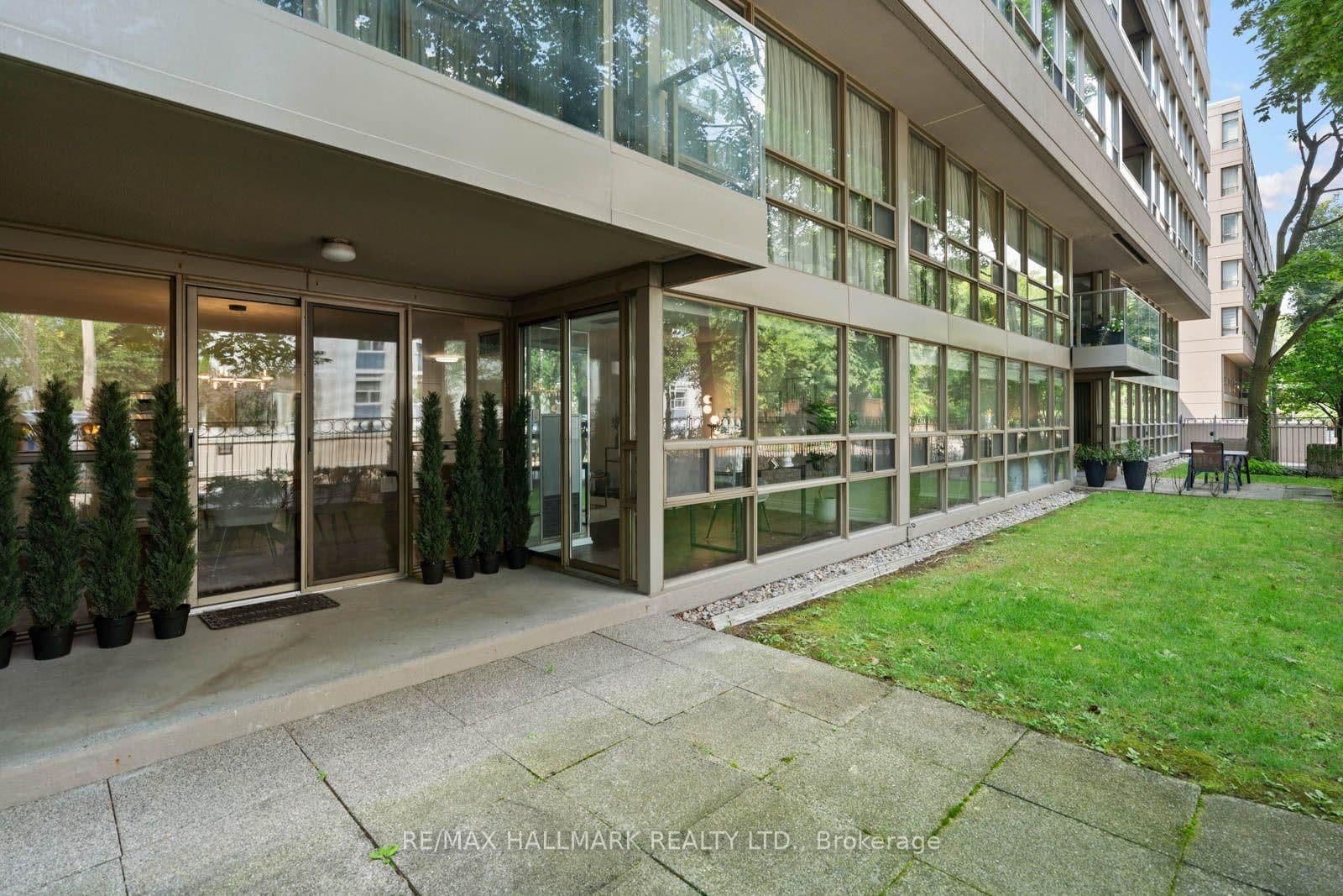 18 Lower Village Gate, Unit 108 thumbnail 35
