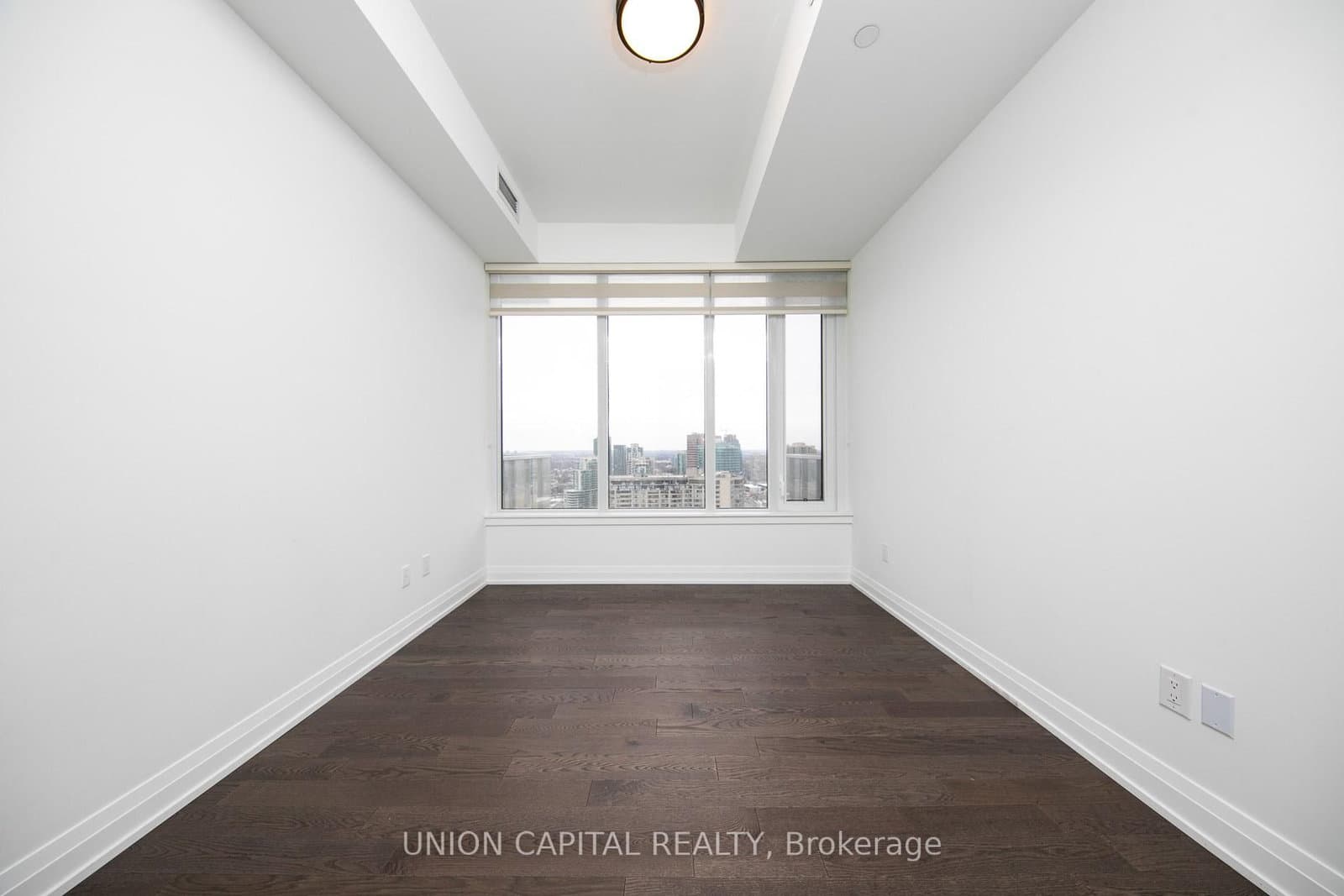 75 Canterbury Place, Unit PH206 thumbnail 11
