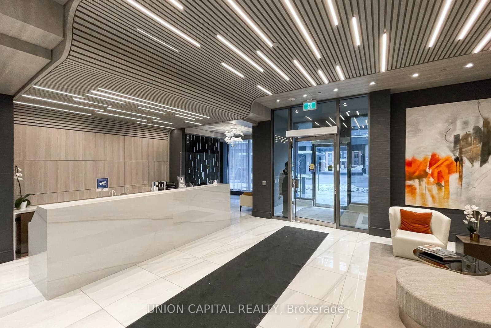 75 Canterbury Place, Unit PH206 thumbnail 35