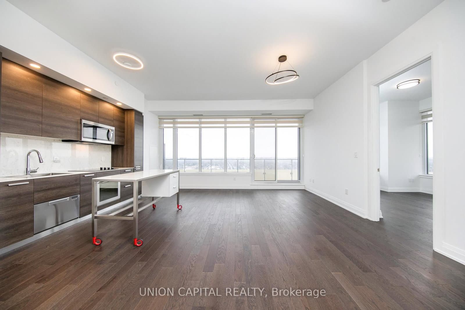 75 Canterbury Place, Unit PH206 thumbnail 6