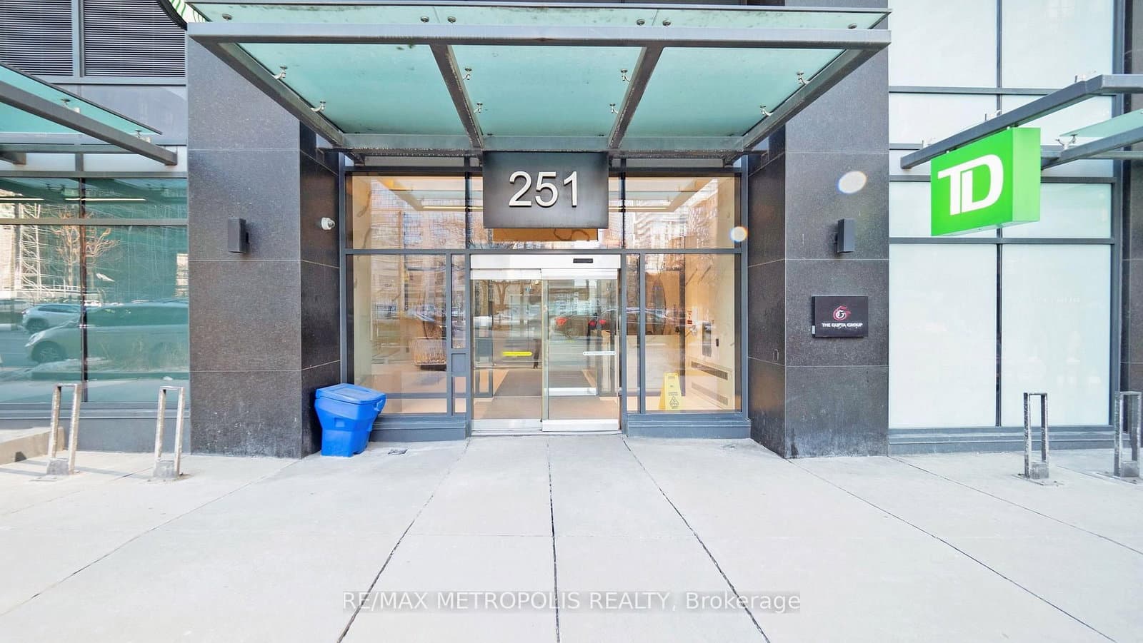 251 Jarvis Street, Unit 4212 thumbnail 5