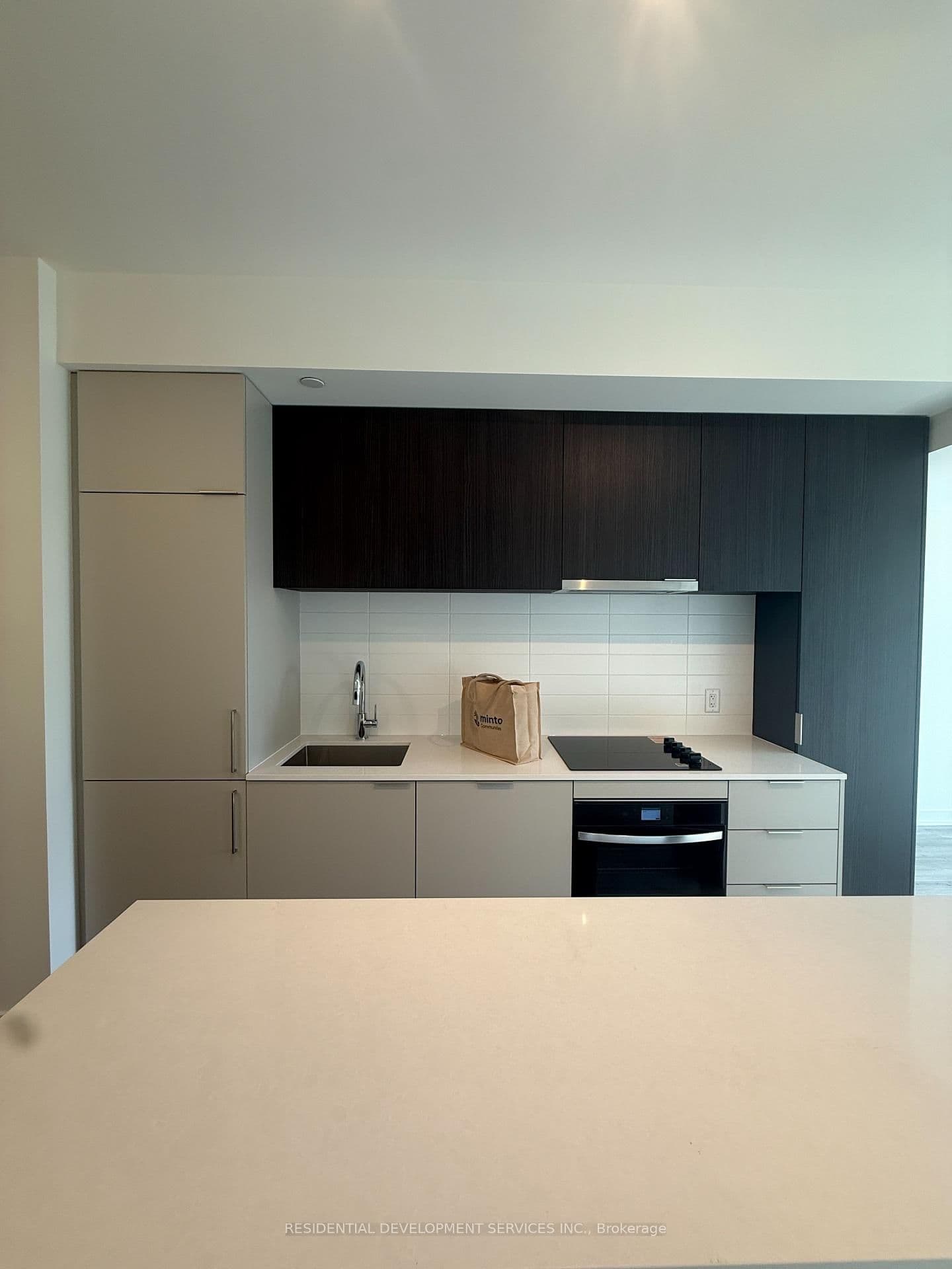 89 Church Street, Unit 808 thumbnail 4