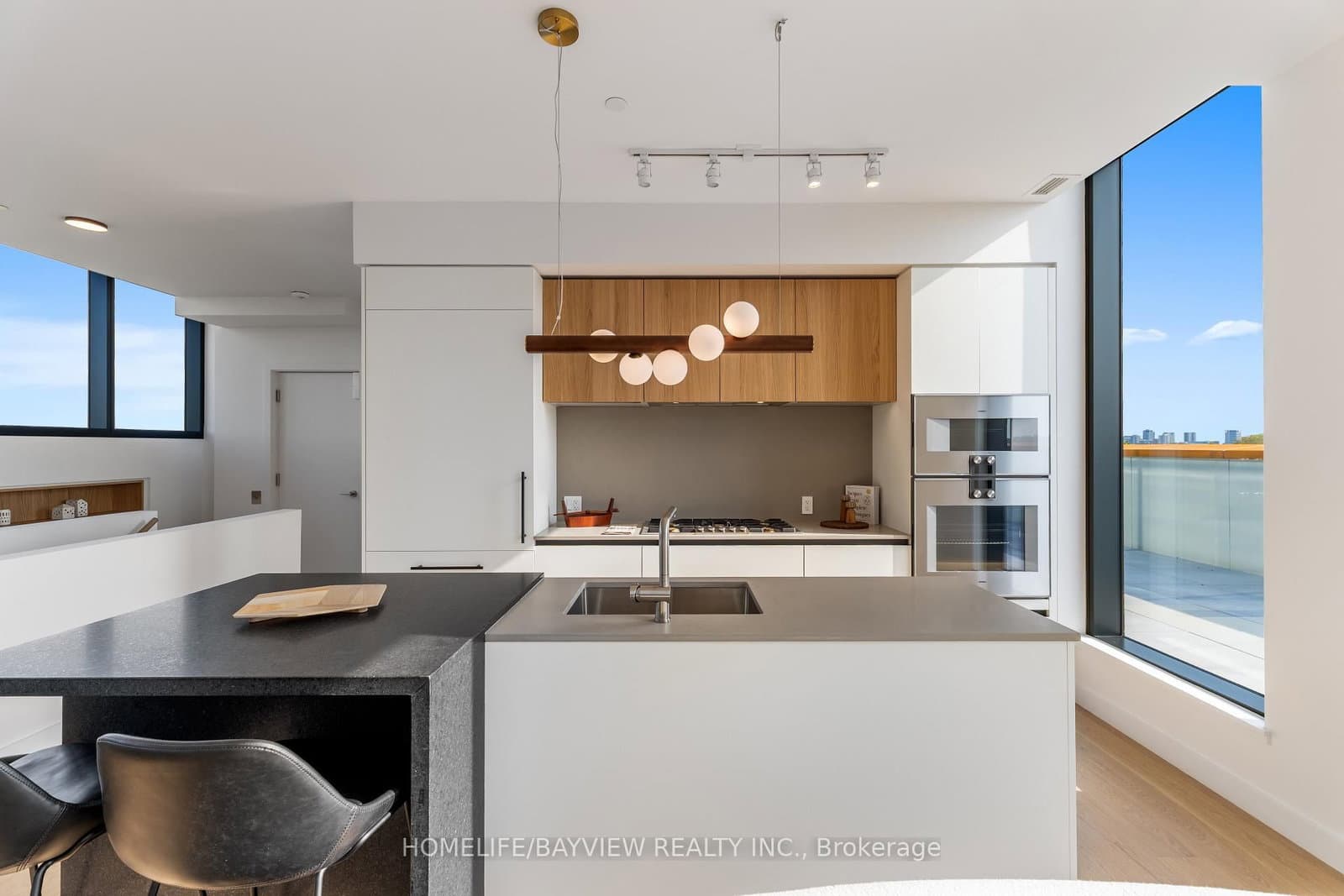 1720 Bayview Avenue E, Unit PH05 thumbnail 10