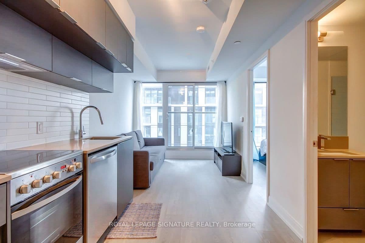 181 Dundas Street E, Unit 3115