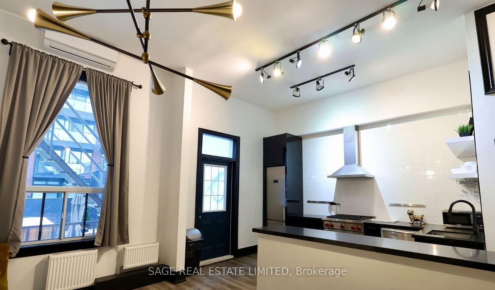 631 QUEEN Street W, Unit 2 thumbnail 2