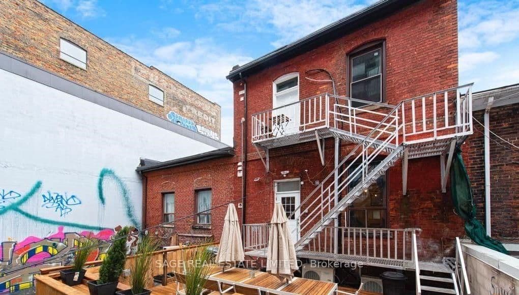 631 QUEEN Street W, Unit 2 thumbnail 6