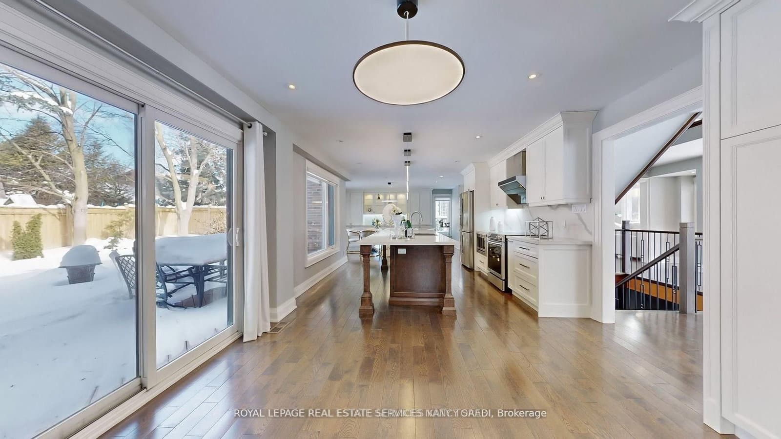 136 Denlow Boulevard thumbnail 13