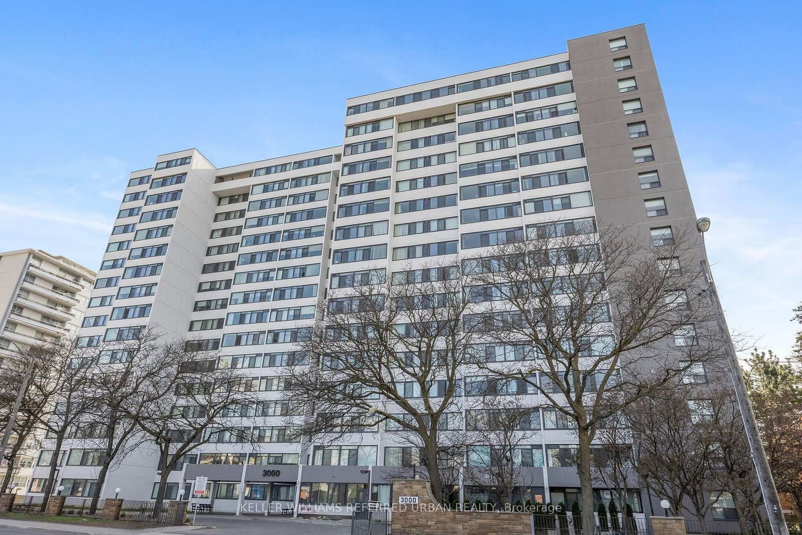#1501 - 3000 Bathurst Street