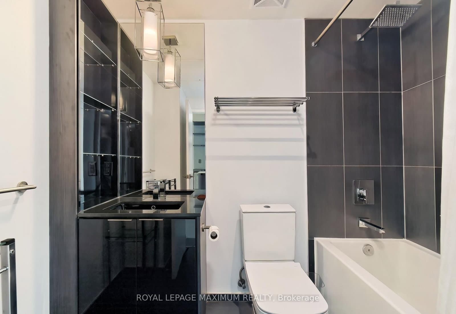 70 Temperance Street, Unit PH09 thumbnail 22