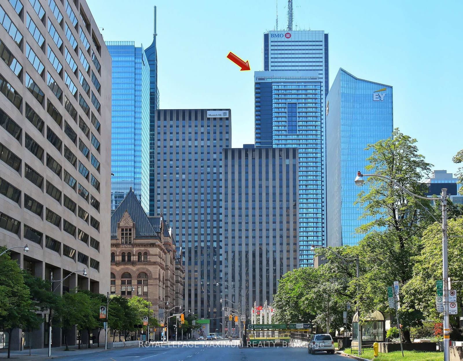 70 Temperance Street, Unit PH09 thumbnail 3