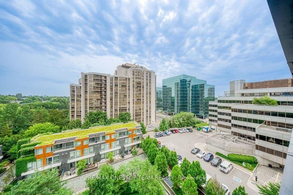 88 Sheppard Avenue E, Unit 811 thumbnail 28