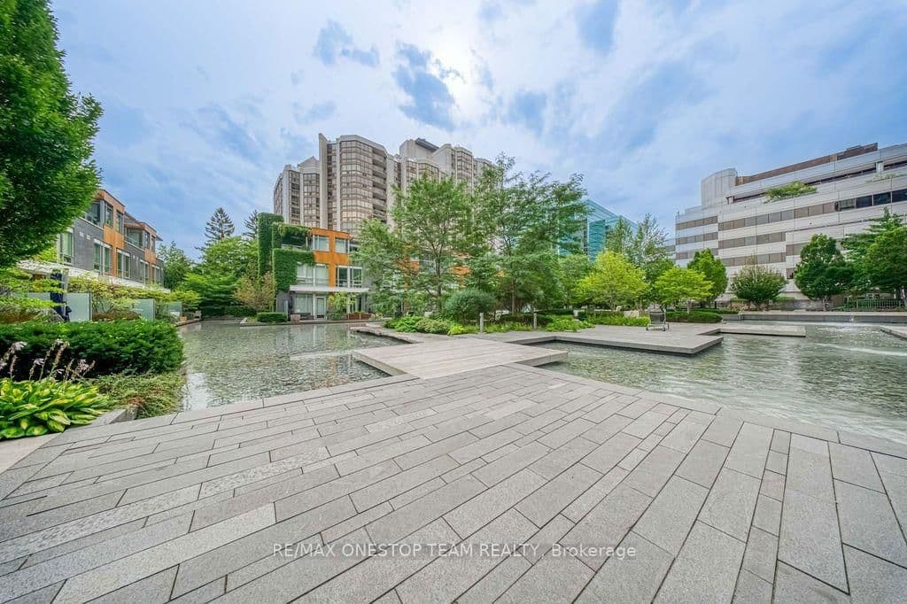 88 Sheppard Avenue E, Unit 811 thumbnail 30