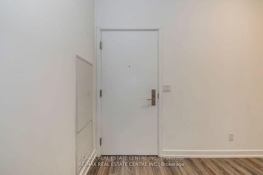 20 Edward Street, Unit 406 thumbnail 7