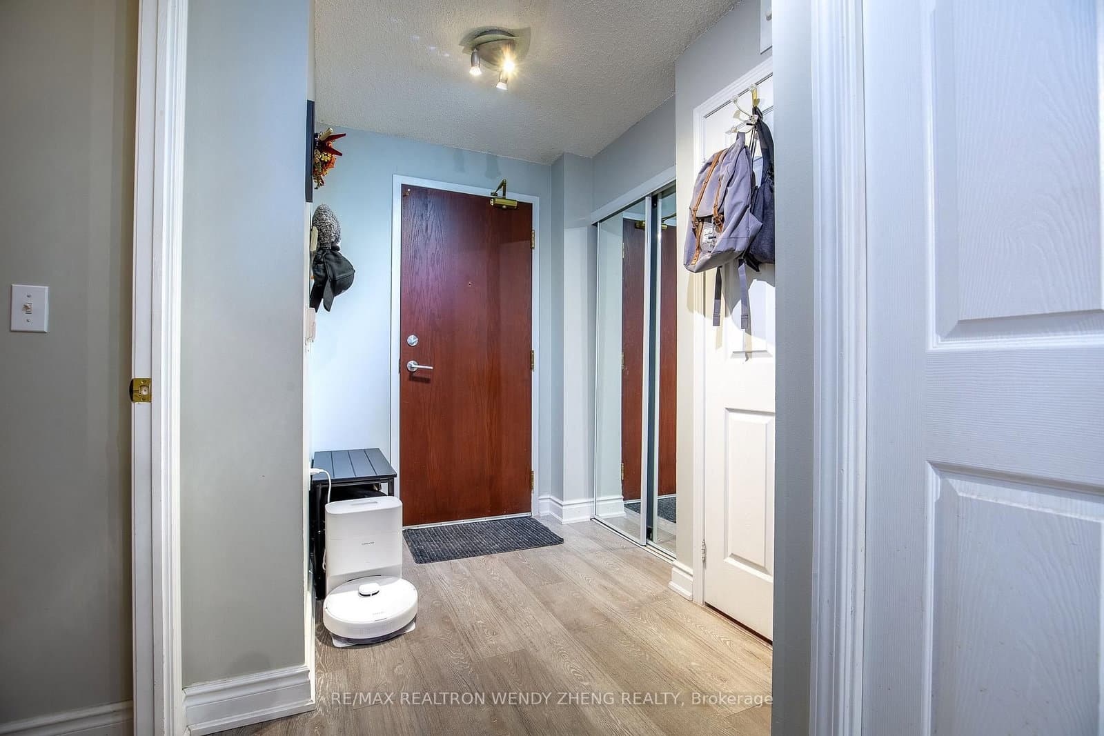 28 Olive Avenue, Unit 208 thumbnail 2