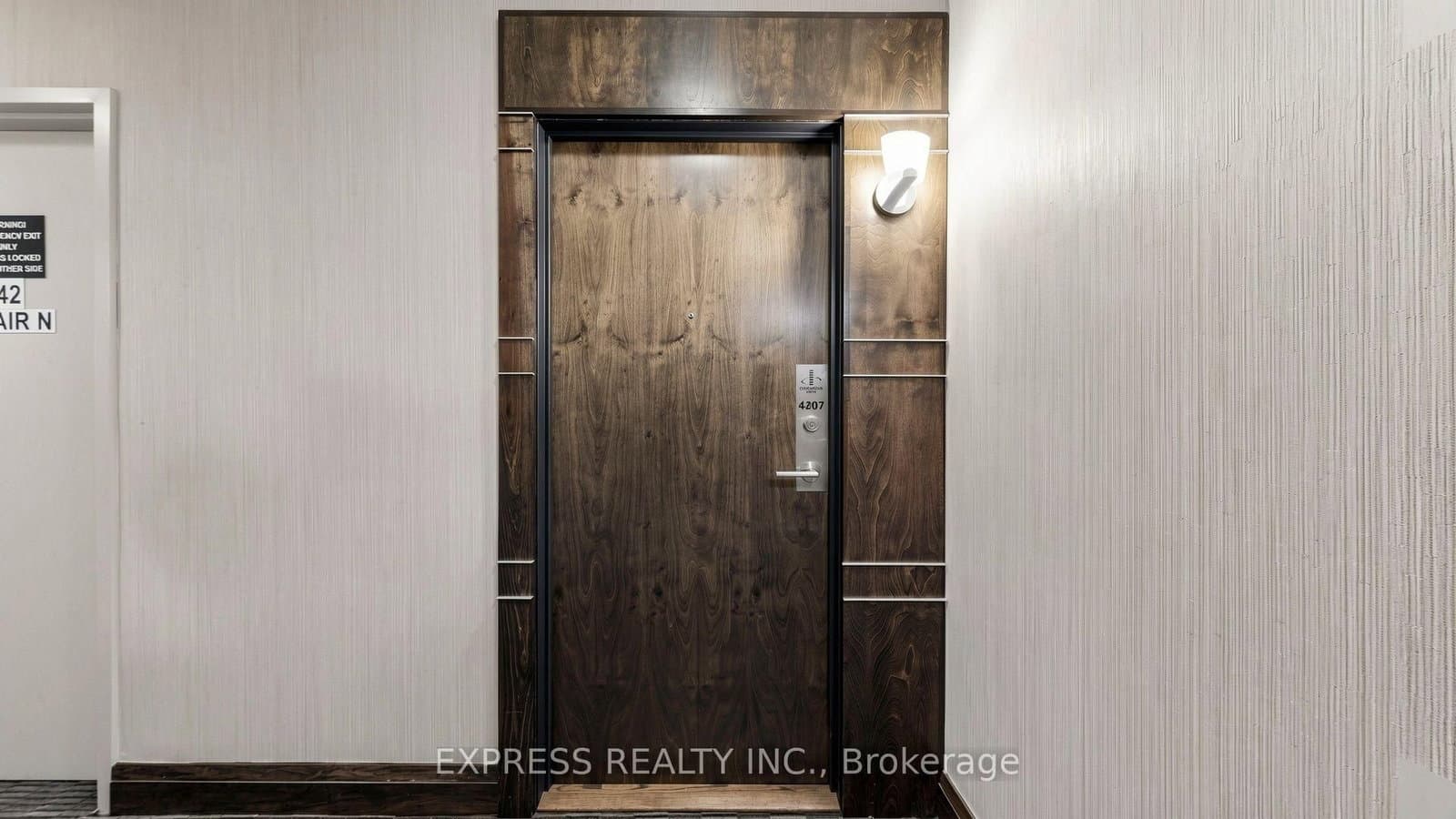 33 Bay Street, Unit 4207 thumbnail 26