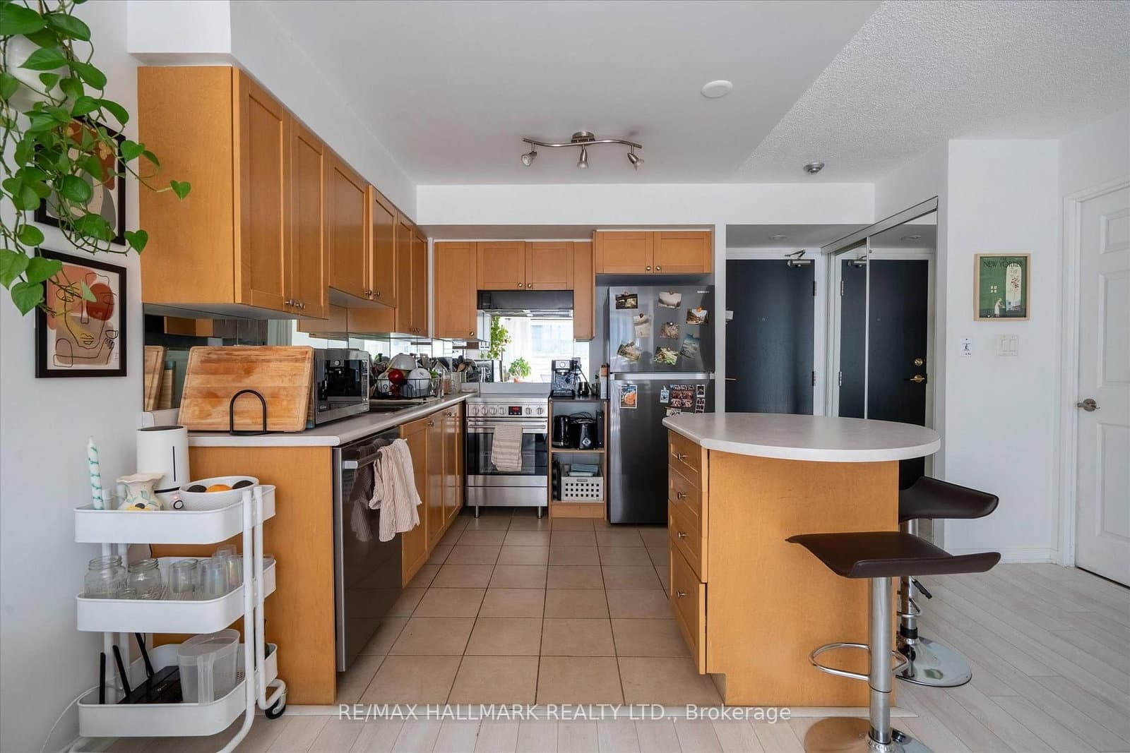 230 King Street E, Unit 706 thumbnail 12