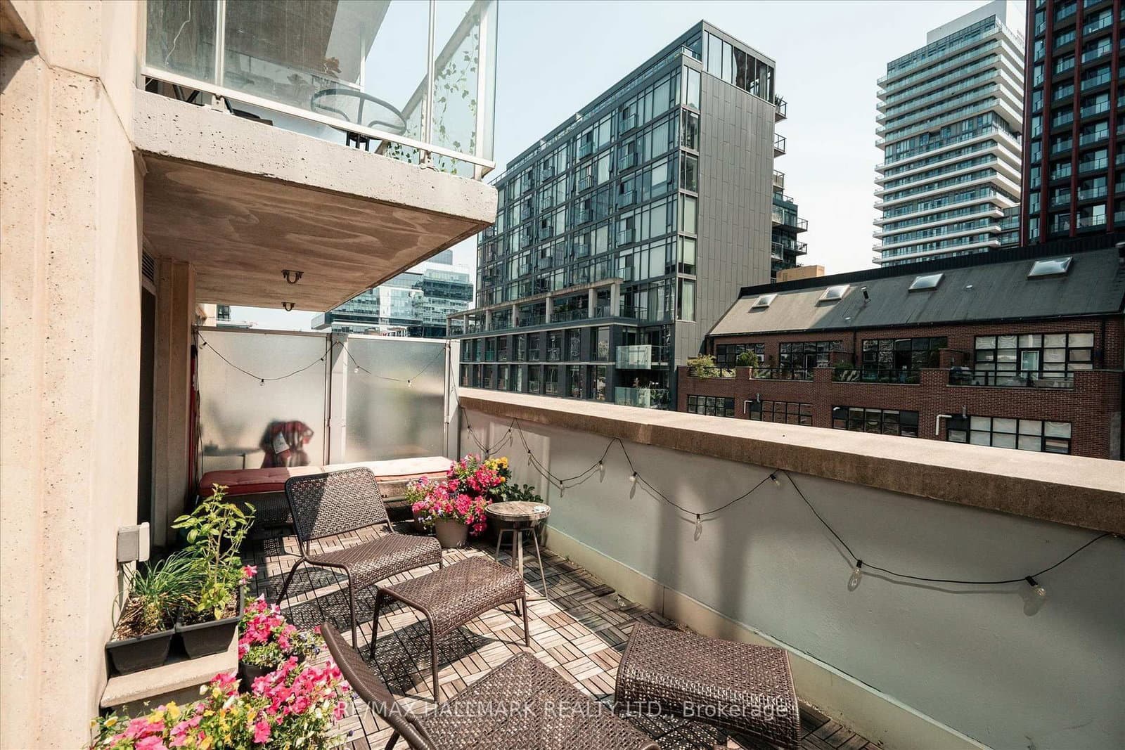 230 King Street E, Unit 706 thumbnail 23