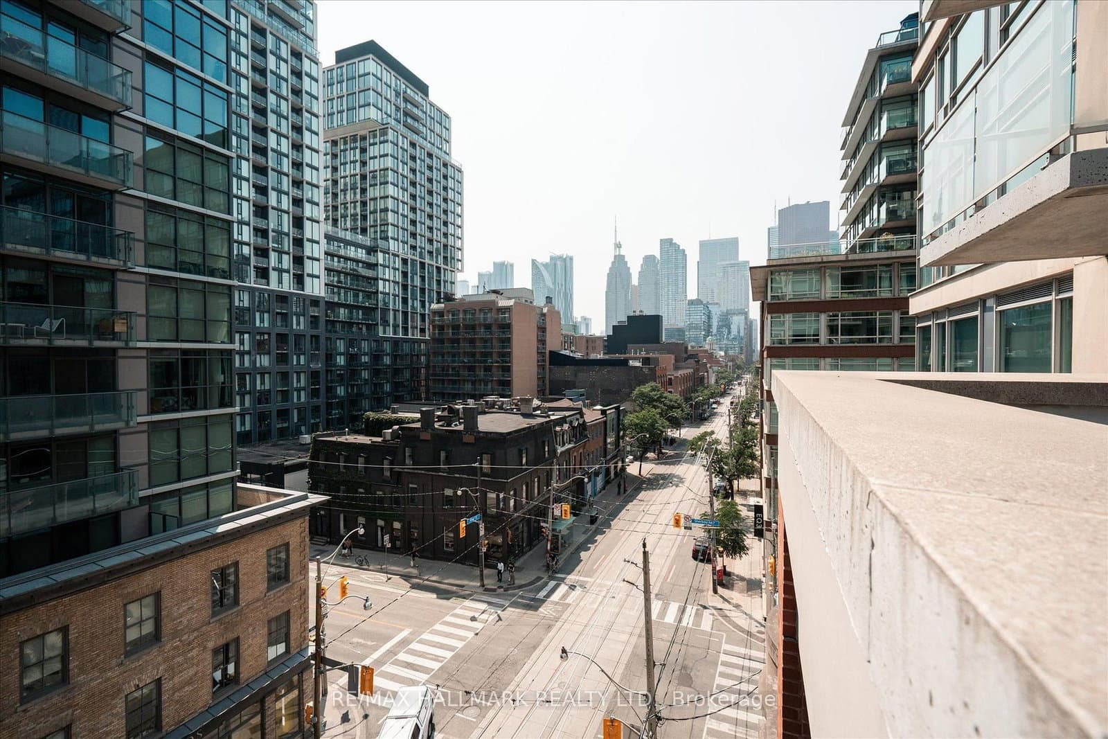 230 King Street E, Unit 706 thumbnail 25