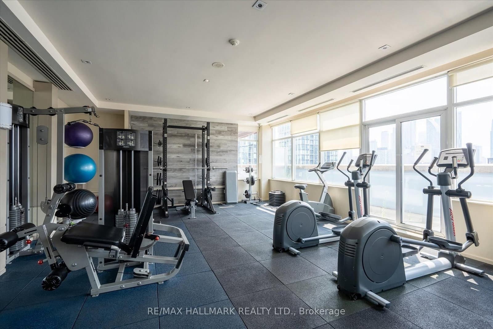 230 King Street E, Unit 706 thumbnail 27