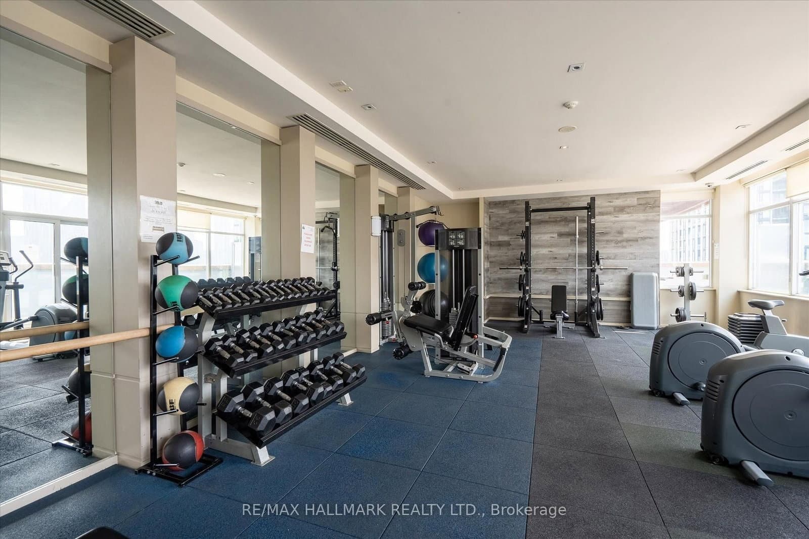 230 King Street E, Unit 706 thumbnail 28