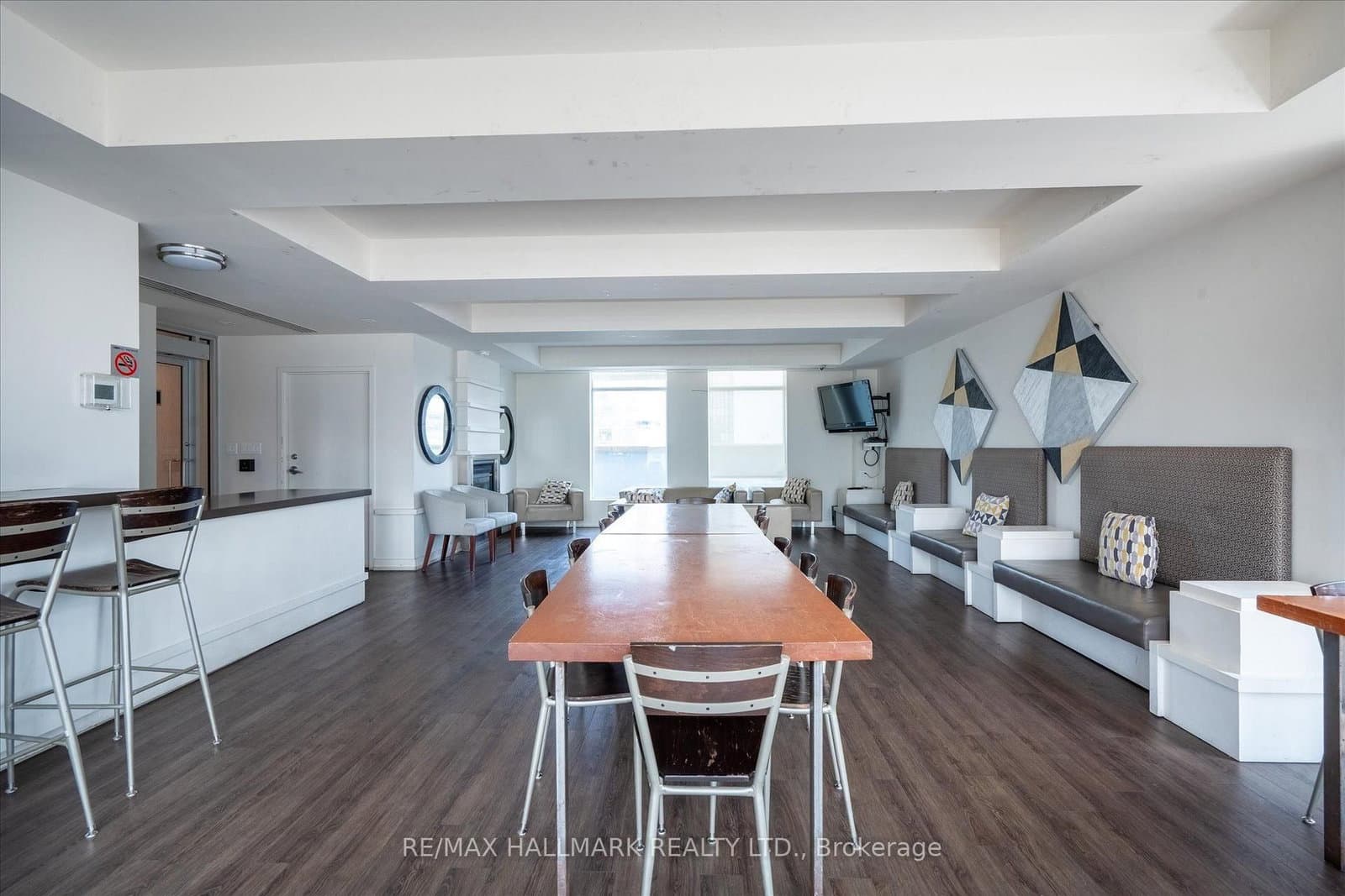 230 King Street E, Unit 706 thumbnail 33