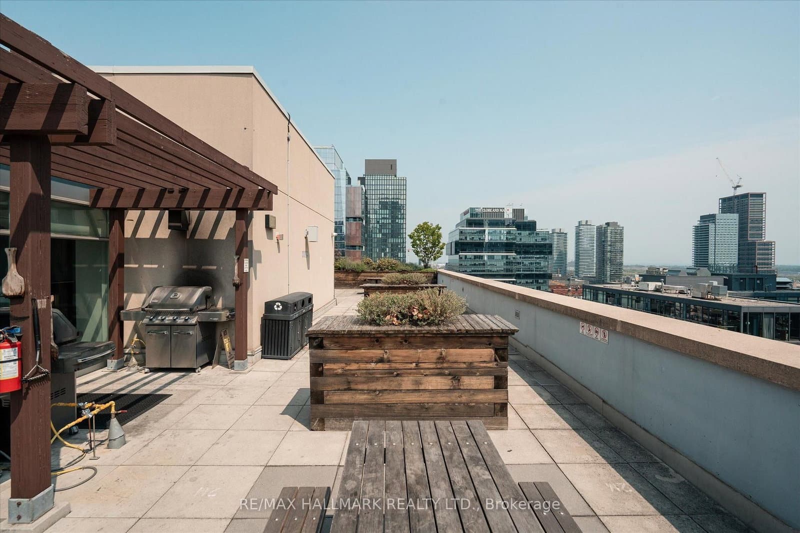 230 King Street E, Unit 706 thumbnail 35