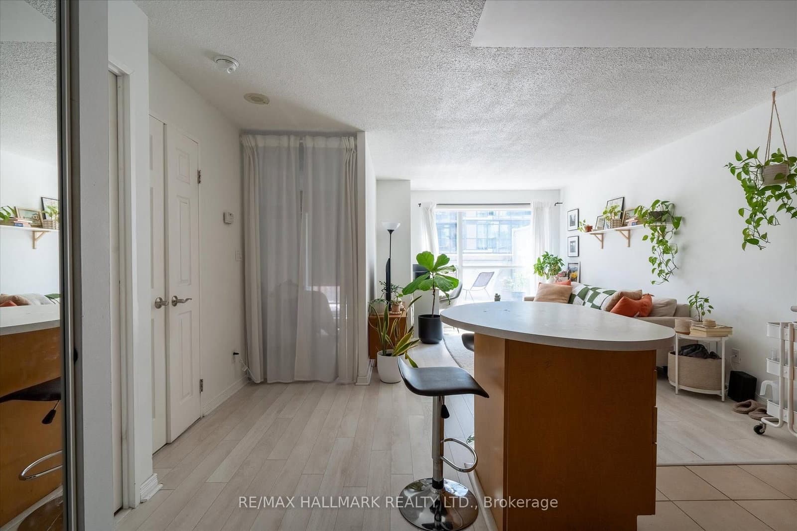 230 King Street E, Unit 706 thumbnail 7