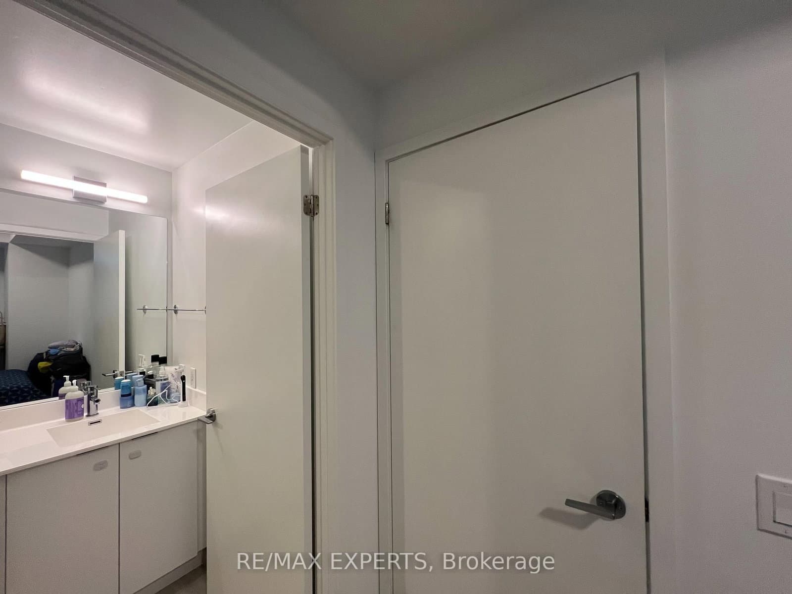 181 Sheppard Avenue E, Unit 431 thumbnail 19