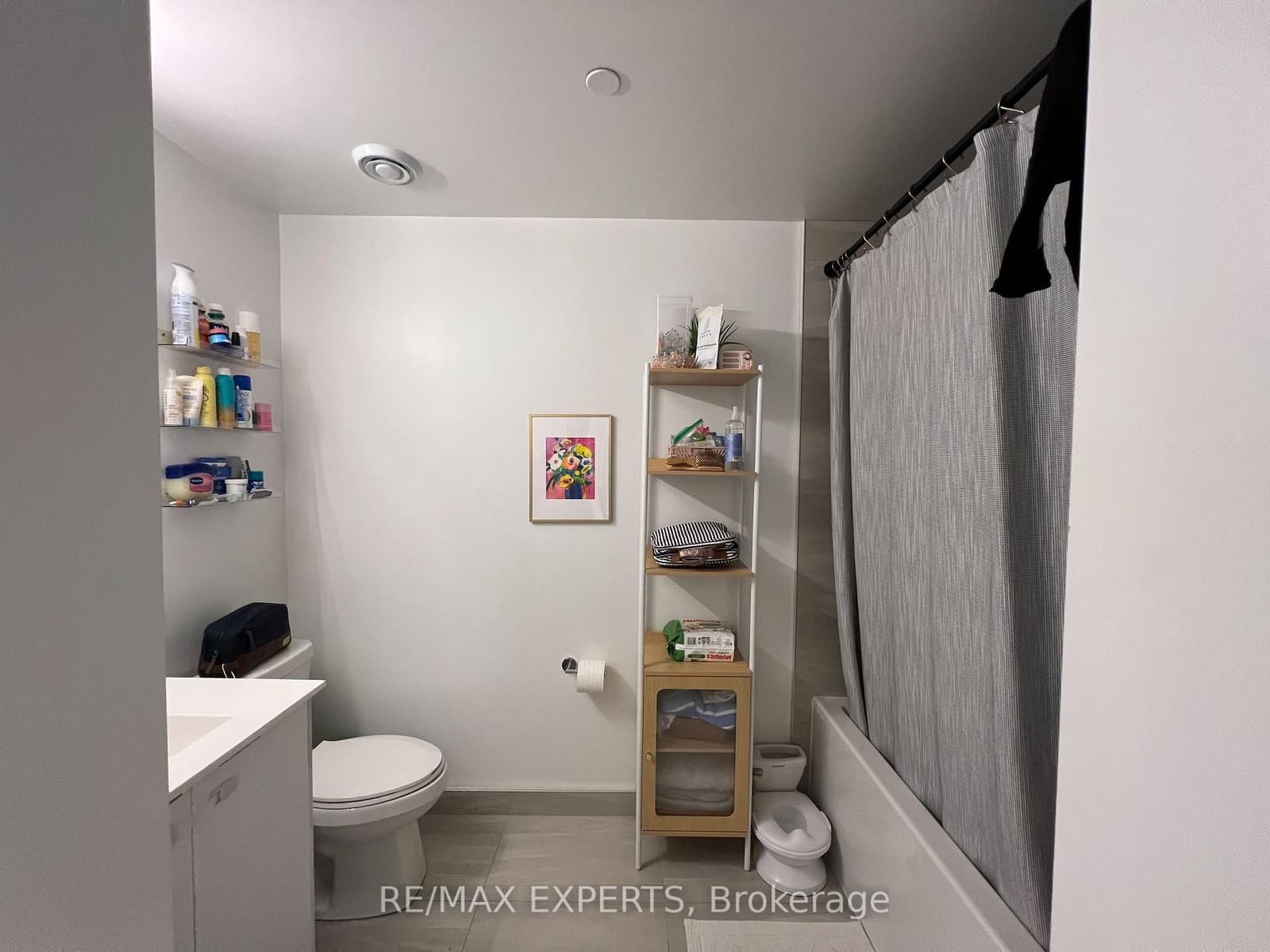 181 Sheppard Avenue E, Unit 431 thumbnail 4