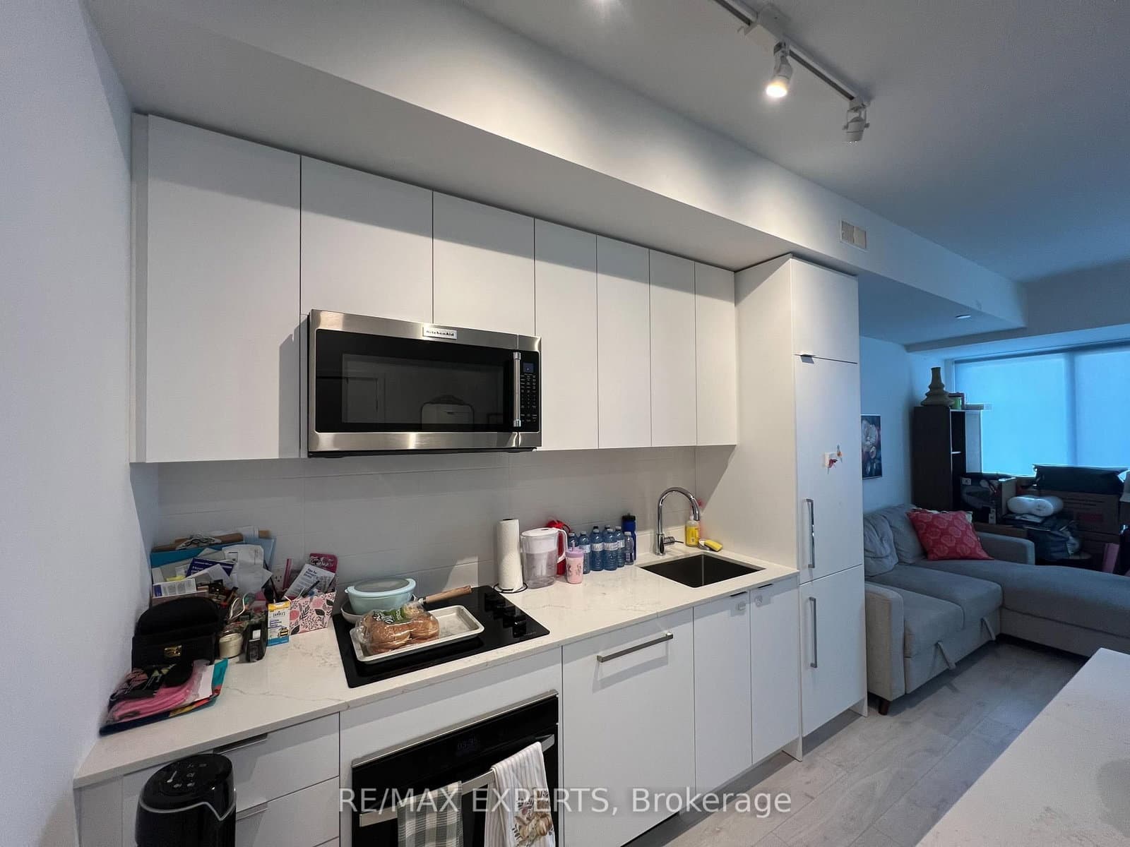 181 Sheppard Avenue E, Unit 431 thumbnail 7