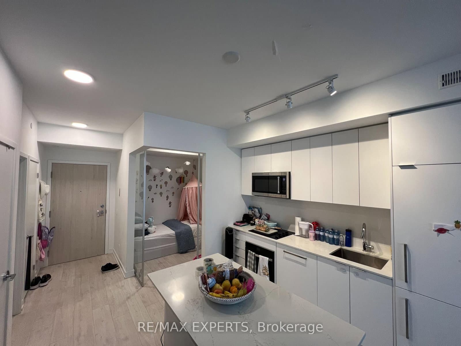181 Sheppard Avenue E, Unit 431 thumbnail 9
