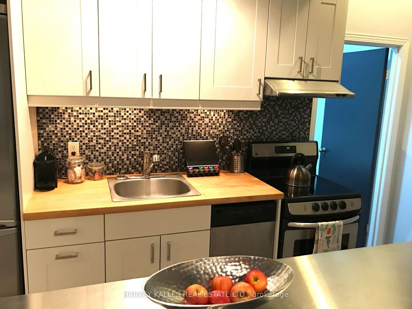 47 Northcote Avenue, Unit 1 thumbnail 4