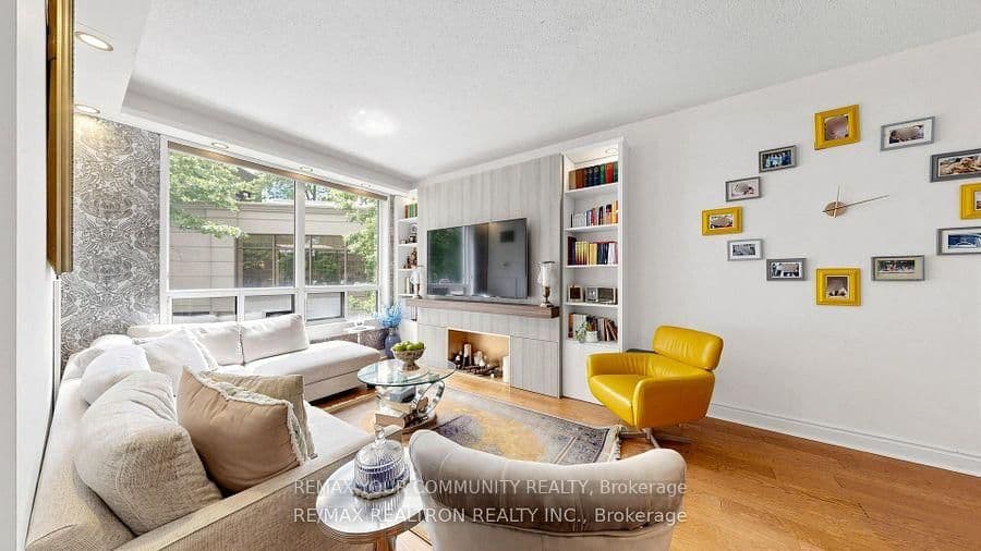 78 Harrison Garden Boulevard, Unit 103 thumbnail 14