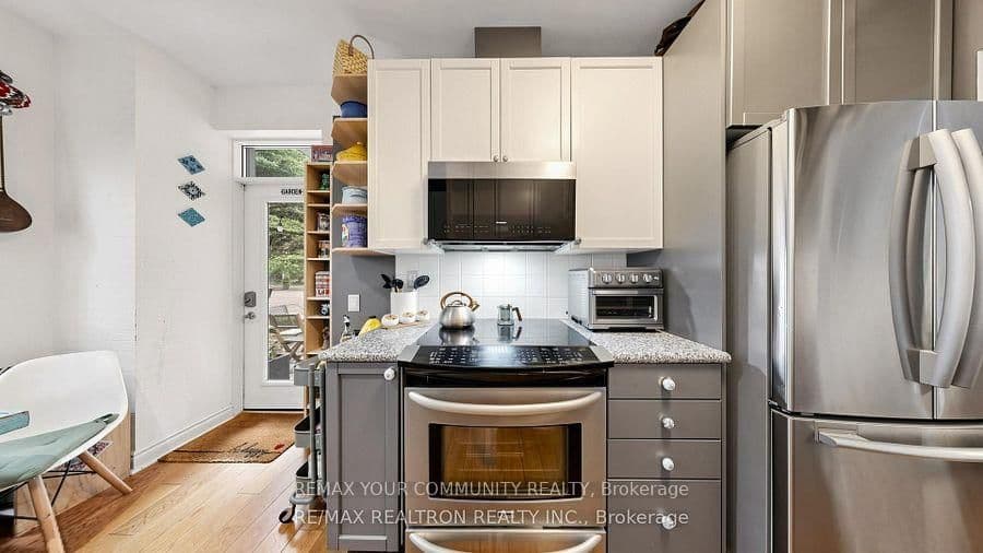 78 Harrison Garden Boulevard, Unit 103 thumbnail 20