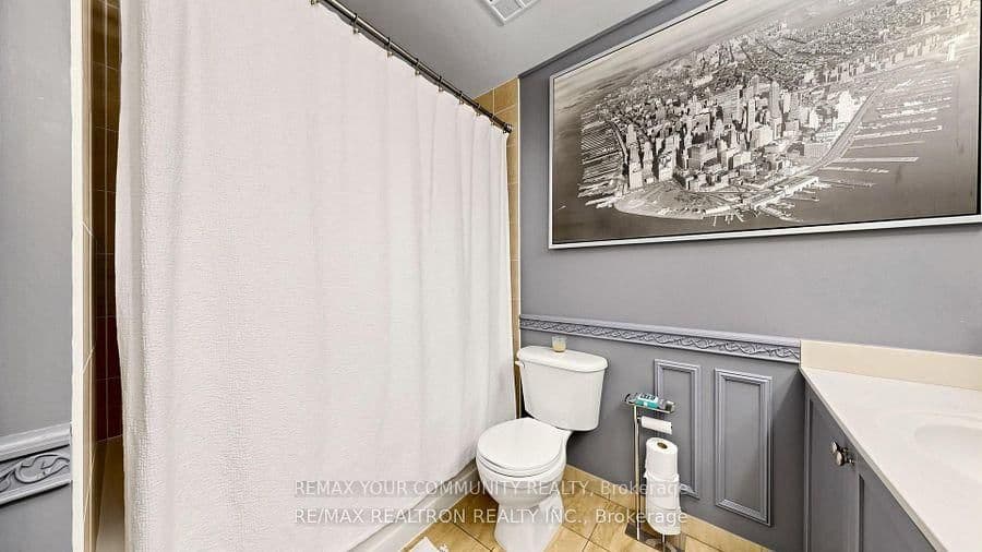 78 Harrison Garden Boulevard, Unit 103 thumbnail 26