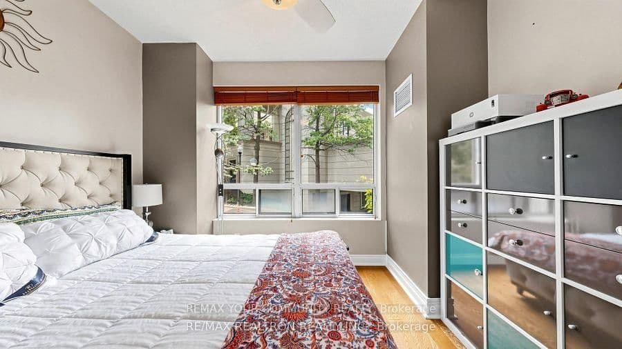 78 Harrison Garden Boulevard, Unit 103 thumbnail 28