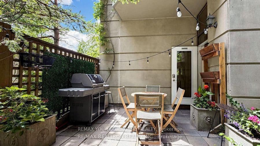 78 Harrison Garden Boulevard, Unit 103 thumbnail 35