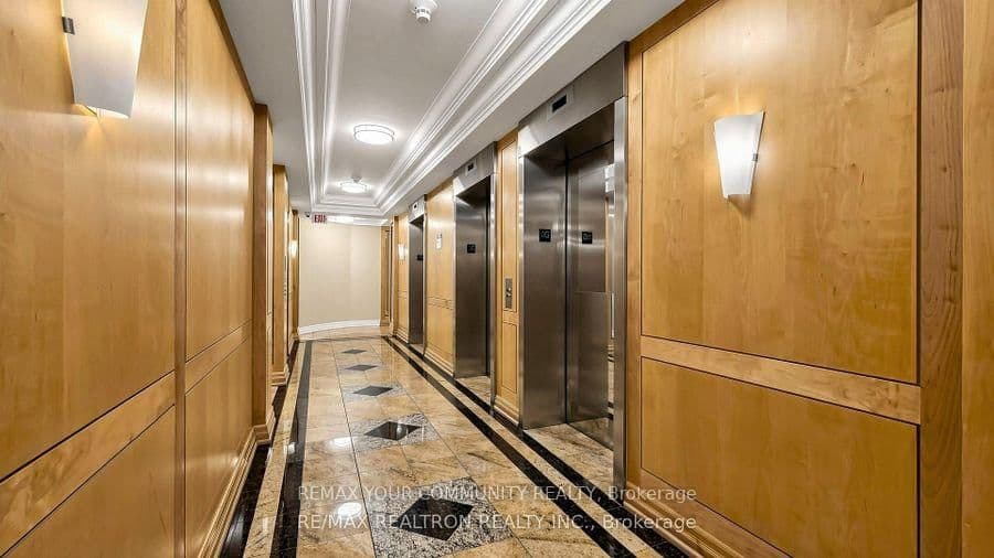 78 Harrison Garden Boulevard, Unit 103 thumbnail 40