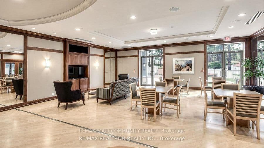 78 Harrison Garden Boulevard, Unit 103 thumbnail 49