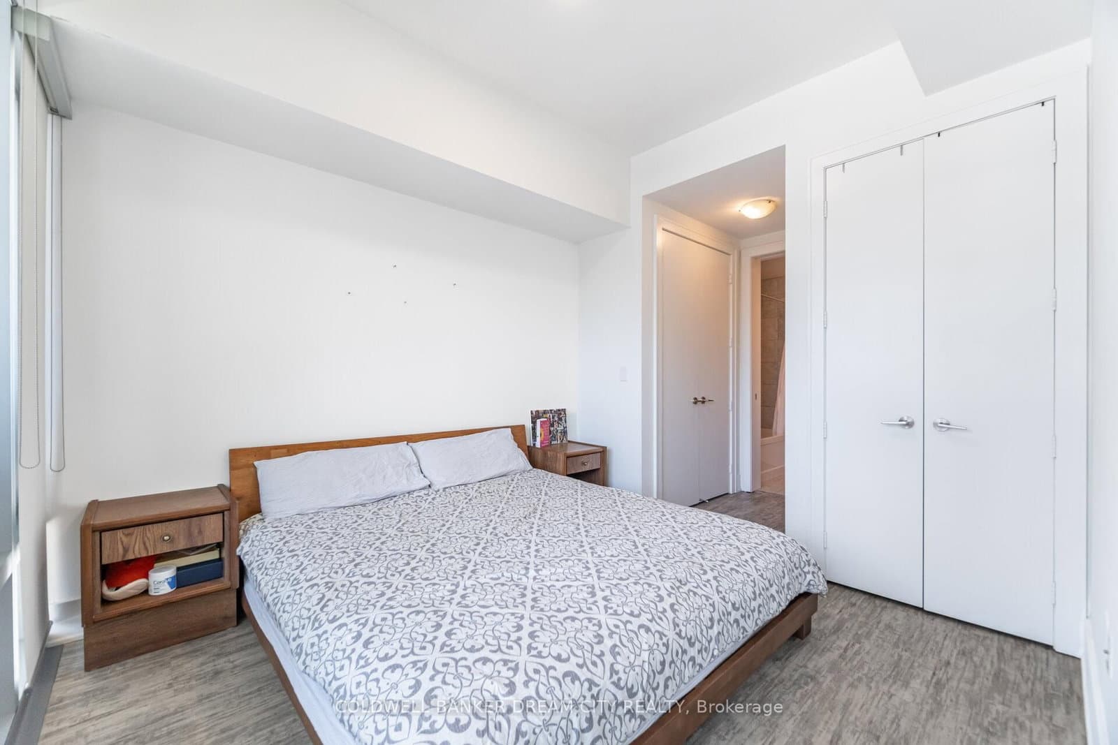 39 Queens Quay E, Unit 837 thumbnail 21