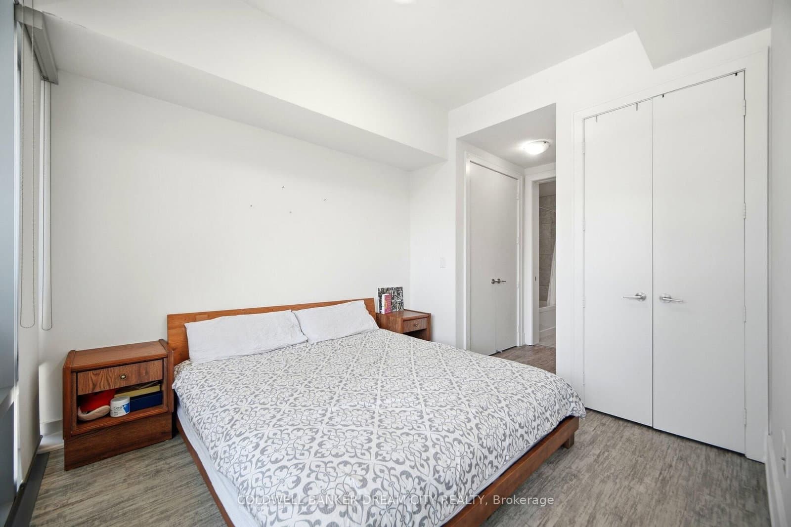 39 Queens Quay E, Unit 837 thumbnail 22