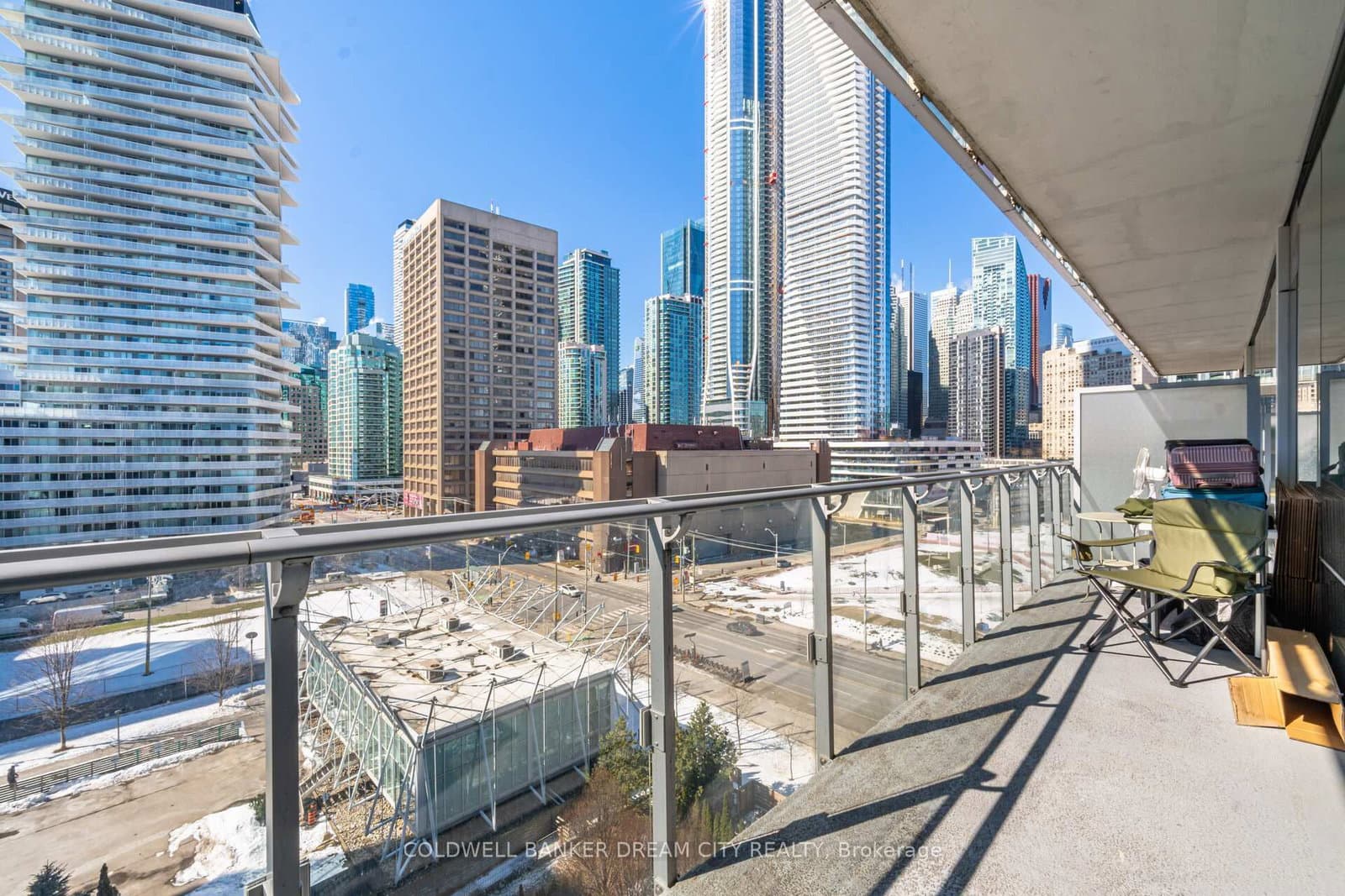39 Queens Quay E, Unit 837 thumbnail 28