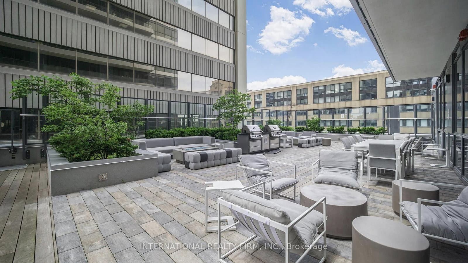 395 Bloor Street E, Unit 4602 thumbnail 25