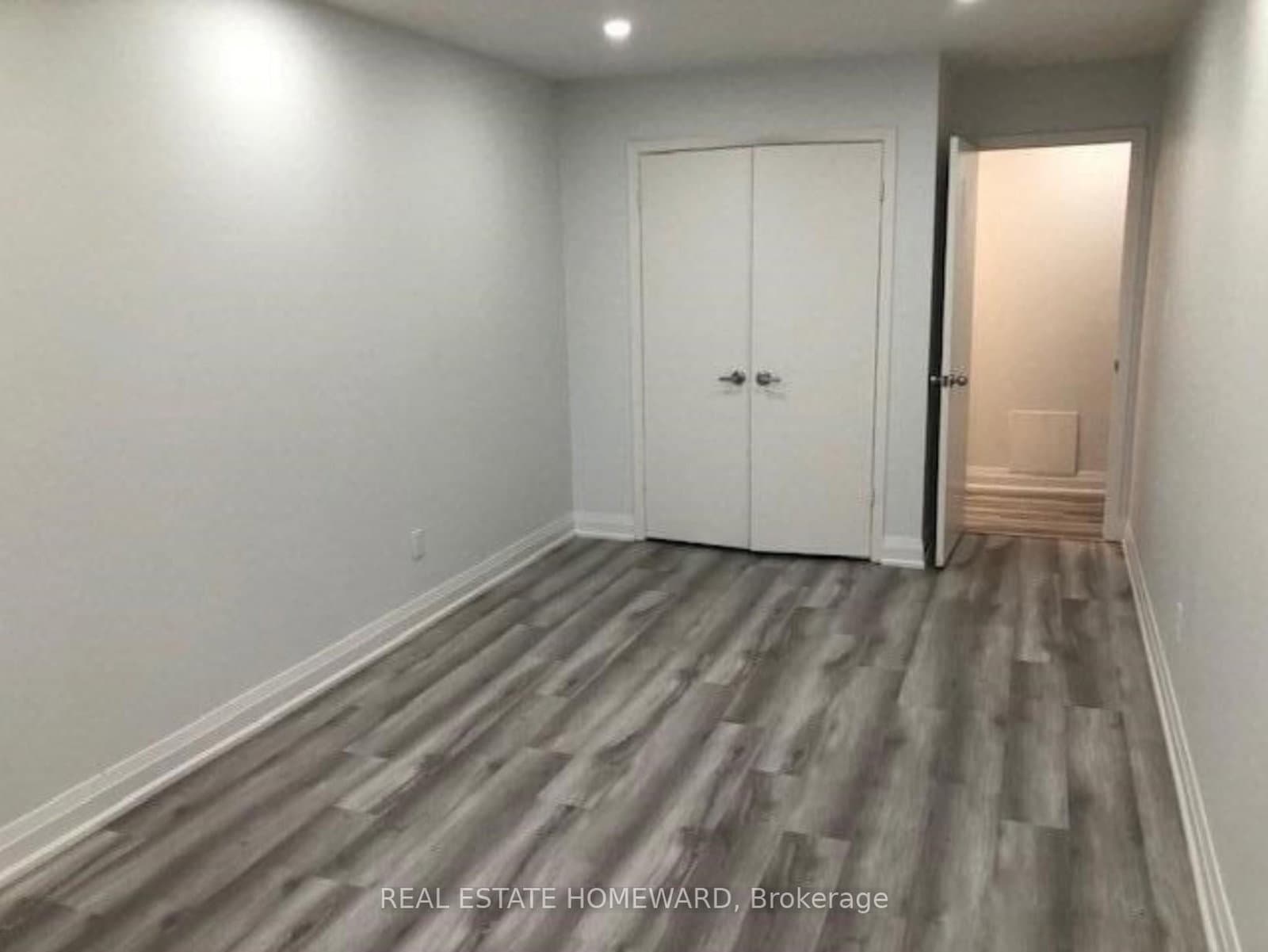 274 Rumsey Road, Unit Side thumbnail 13