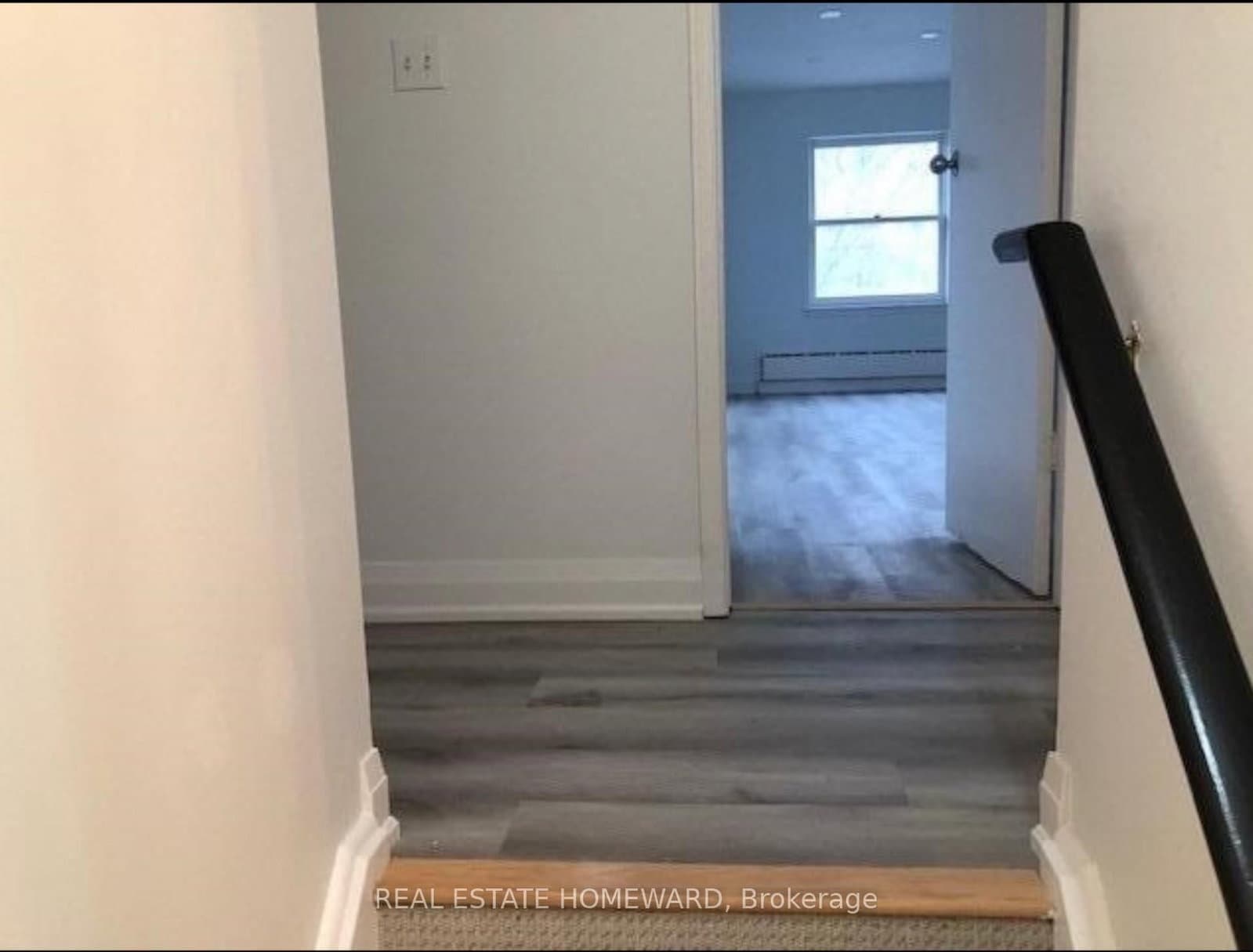 274 Rumsey Road, Unit Side thumbnail 6