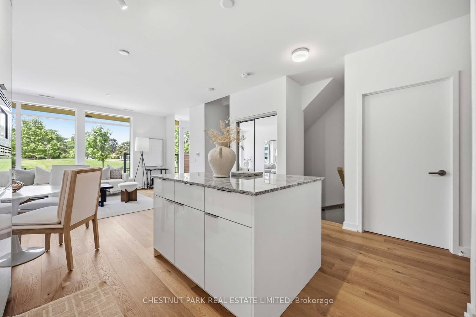 20 O'Neill Road, Unit TH104 thumbnail 22