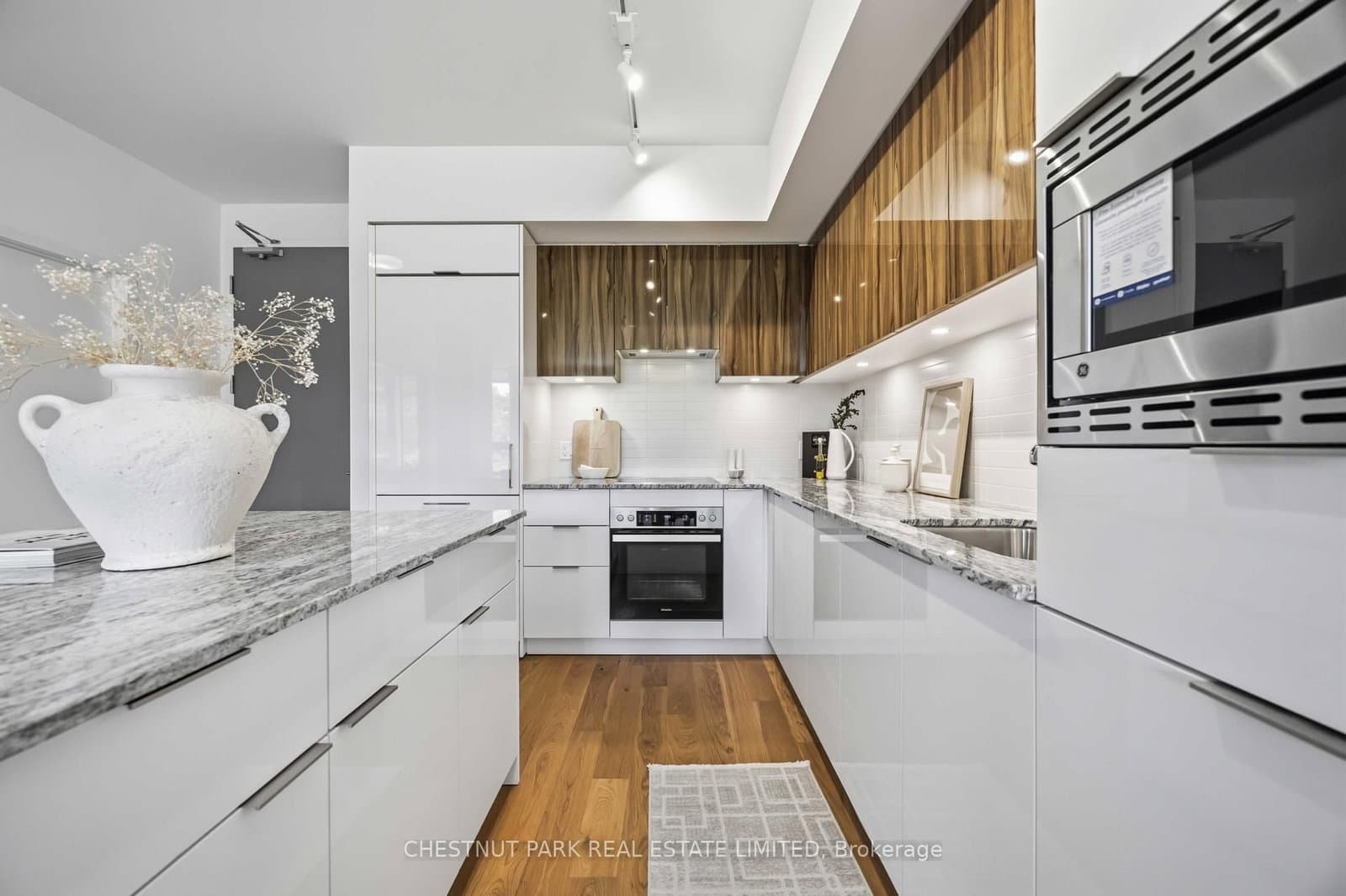 20 O'Neill Road, Unit TH104 thumbnail 24